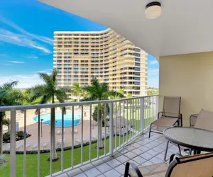 Photo 2 - South Seas 3, 401 Marco Island Vacation Rental 2 Bedroom Condo by RedAwning