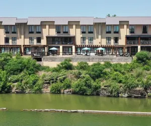 Photo 2 - Hidden Falls Inn