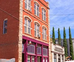 Photo 2 - Bisbee Brownstone Suites