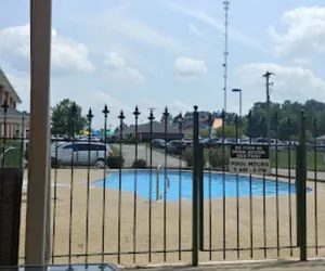 Photo 5 - Collins Inn & Suites