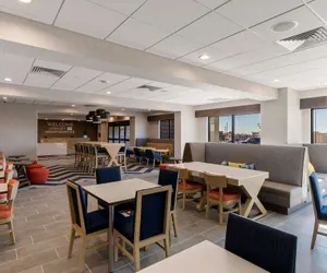 Photo 5 - Hampton Inn Colorado Springs Northeast