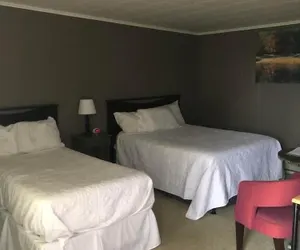 Photo 4 - Oakes Oramel Inn