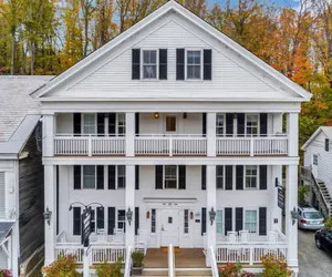 Photo 2 - The Vermont House