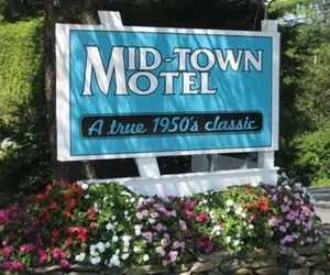 Photo 2 - Mid-Town Motel