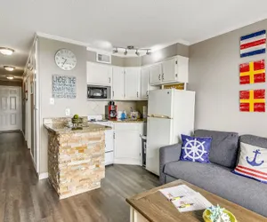 Photo 3 - Beach-a-holic by Ryson Vacation Rentals