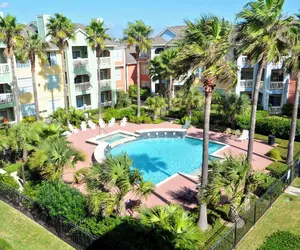 Photo 4 - The Regal Seagull by Ryson Vacation Rentals