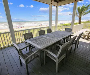 Photo 2 - 4515kathiebfbvnh - Kathie's Beachfront Kottage