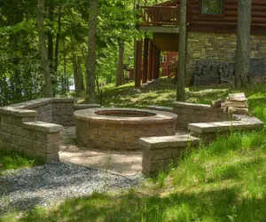 Photo 4 - Lakey Mclakehouse