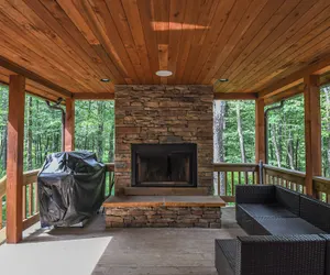 Photo 5 - Maple Manor