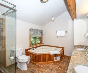 Photo 2 - Slip Away Chalet by Taylor Made Deep Creek