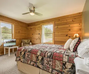 Photo 5 - Valley Lodge