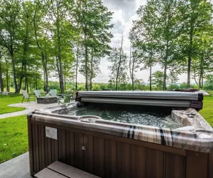 Photo 2 - Water & Mountain Retreat
