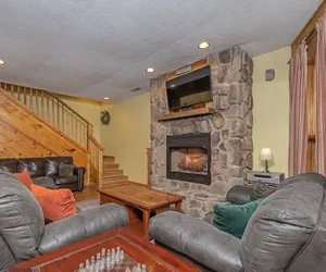 Photo 5 - Windsor House by Taylor Made Deep Creek