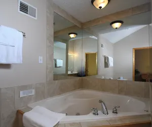 Photo 2 - Windsor House by Taylor Made Deep Creek