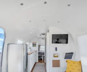 Photo 5 - Vintage Airstream Near The Catalina Mountains 1 Bedroom Residence by Redawning