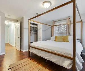 Photo 3 - Hillyer Manner - Comfy Townhouse In Great Location! 3 Bedroom Townhouse by Redawning