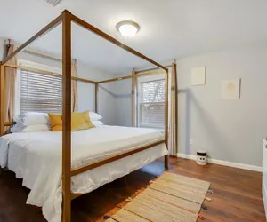 Photo 5 - Hillyer Manner - Comfy Townhouse In Great Location! 3 Bedroom Townhouse by Redawning