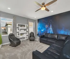 Photo 2 - Magnificent 12bd House Perfect for Family Gatherings, Close to Disney #12st8029