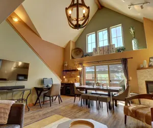 Photo 2 - E8 Drake Landing 2br + Loft 2 Bedroom Condo by RedAwning