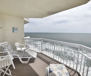 Photo 2 - 1109 Waters Edge Resort 1 Bedroom Condo by RedAwning