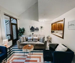 Photo 2 - 73SW - F/P - W/D - Sleeps 6