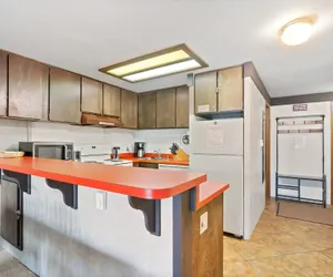 Photo 5 - Relaxing, Well Furnished Condo! - Creekside #29 by Bear Valley Vacation Rentals