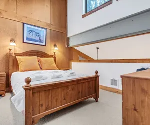 Photo 3 - Modern & Sleek Condo - Creekside #110 by Bear Valley Vacation Rentals