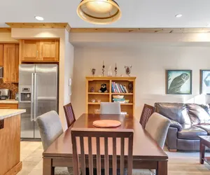 Photo 4 - Luxurious Condo Sleeps 6! - Silver Mtn #208 by Bear Valley Vacation Rentals