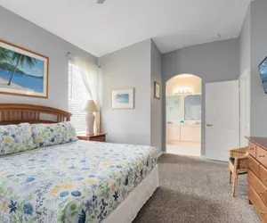 Photo 5 - 4 Bedrooms, 3 Baths, No Rear Neighbors 4 Villa by RedAwning