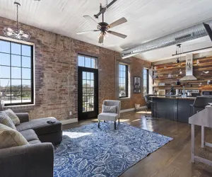 Photo 3 - Urban Lofts