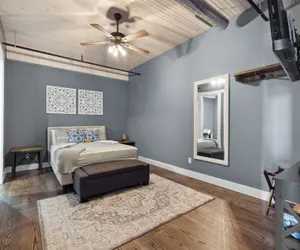 Photo 4 - Urban Lofts