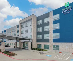 Photo 2 - Holiday Inn Express & Suites Dallas – Plano North, an IHG Hotel