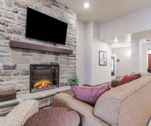 Photo 3 - Cobblestone Inn & Suites-Fremont