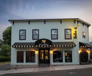 Photo 2 - Hotel Stevenson