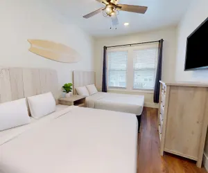 Photo 4 - The Beach House