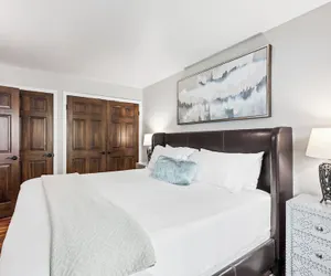 Photo 5 - Copperbottom Inn by KBM