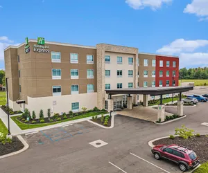 Photo 2 - Holiday Inn Express South Haven, an IHG Hotel