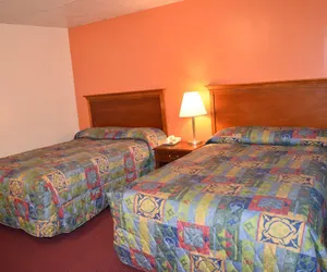 Photo 2 - PLYMOUTH MOTOR LODGE