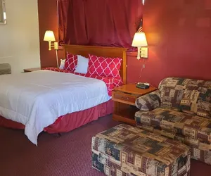 Photo 3 - Coratel Inn & Suites by Jasper Hutchinson