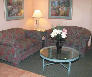 Photo 4 - Norwood Inn & Suites Indianapolis
