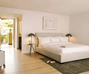 Photo 5 - La Ensenada Hotel Laguna Beach, Sonder by Marriott Bonvoy