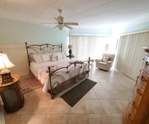 Photo 3 - Island House B107