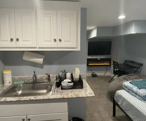 Photo 5 - Downtown Suite - Close to Topgolf, Horseshoe Casino, UM Baltimore