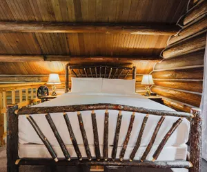 Photo 5 - LOGE Alta Crystal