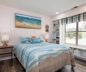 Photo 4 - 606 New Haven