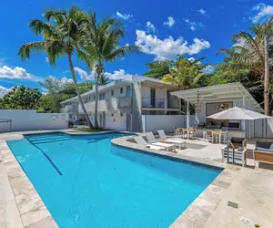 Photo 2 - Viento Beach Lodge
