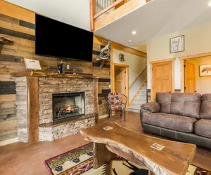 Photo 2 - Show Me Mountain Views -- 20-ncd0130 3 Bedroom Home by RedAwning