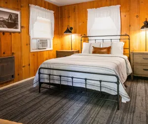 Photo 2 - Inn at Sugar Pine Ranch