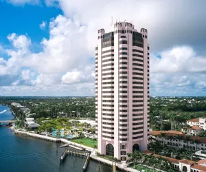 Photo 2 - Tower at The Boca Raton