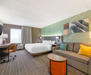 Photo 2 - Comfort Inn & Suites Madison East - Monona